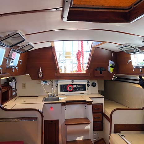 1979 Endeavour 32 Sailboat