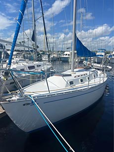 1976 Endeavour 32 Sailboat – 