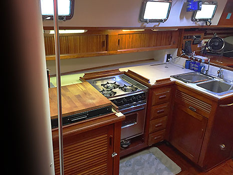 1978 Endeavour 37 Plan-A Galley