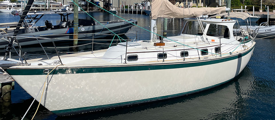 1979 Endeavour 37 Plan-B Sloop