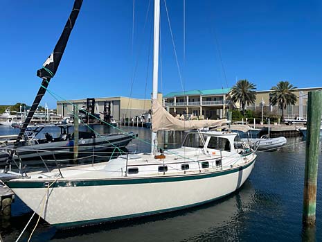 1979 Endeavour 37 Plan-A Sloop