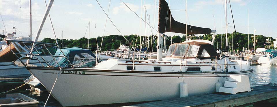 1985 Endeavour 38 Center Cockpit Sailboat