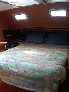 Endeavour 38 Sailboat Aft Cabin