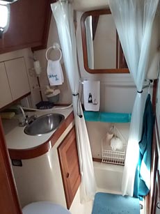 Endeavour 38 Sailboat Aft Head