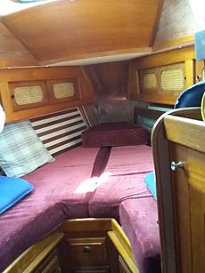 Endeavour 38 Sailboat V-Berth