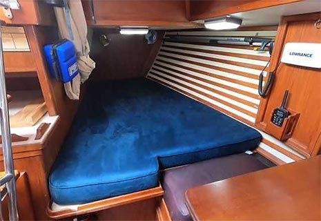 1984 Endeavour 38 Aft Cockpit Quarter Berth