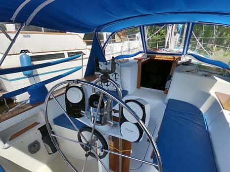 1984 Endeavour 38 Aft Cockpit Helm and Electronics