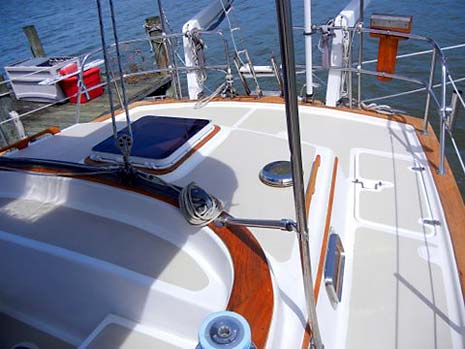 1983 Endeaovur 40 Sailboat