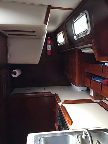 1983 Endeavour 40 Ketch Galley