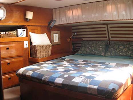 1985 Endeavour 42 Sailboat, Aft Stateroom