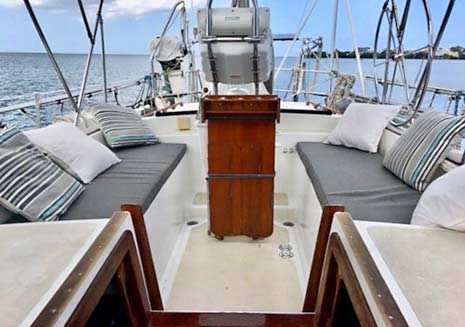 1985 Endeavour 42 Cockpit