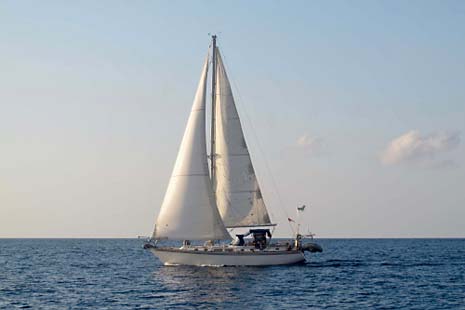 1985 Endeavour 42 Sailboat