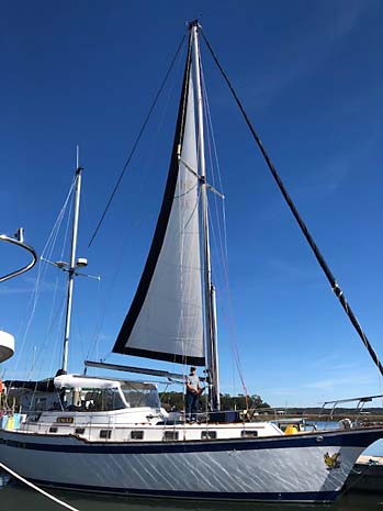 1980 Endeavour 43 Ketch Sailboat