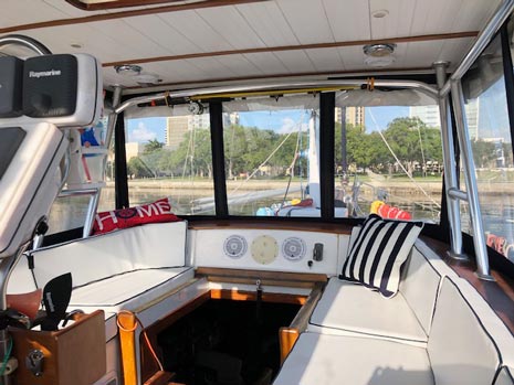 1980m Endeavour 43 Sailboat - Cente Cockpit