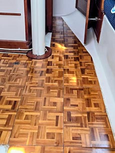 1985 Endeavour 33 Sailboat - Floor