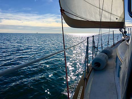 Endeavour 37 Sloop Sailboat