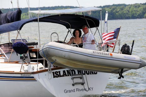 1985 Endeavour 38 sailboat